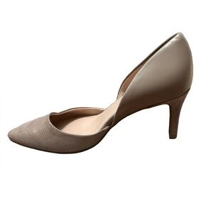 NWOT Bandolino Grenow Pumps